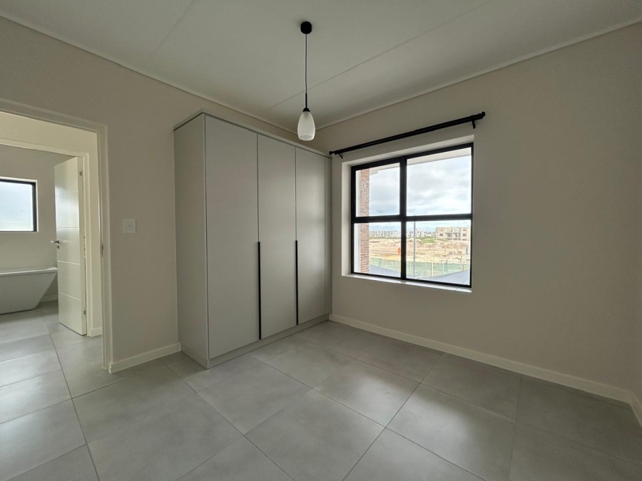 To Let 3 Bedroom Property for Rent in Sandown Western Cape
